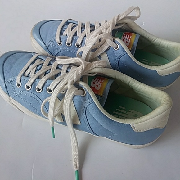 New balance sneakers size 7 - Picture 3 of 8